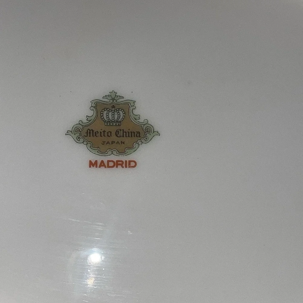 Vintage Meito China 11.5